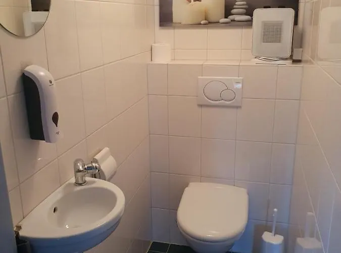 Mimosa2, Klepperstee In אאודורפ