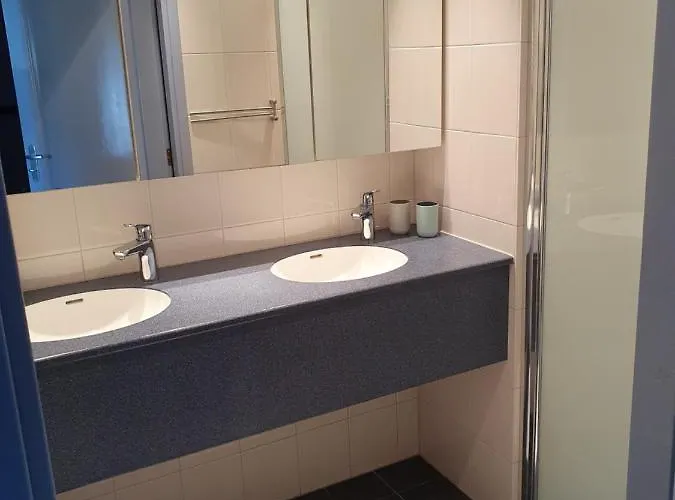 Mimosa2, Klepperstee In *